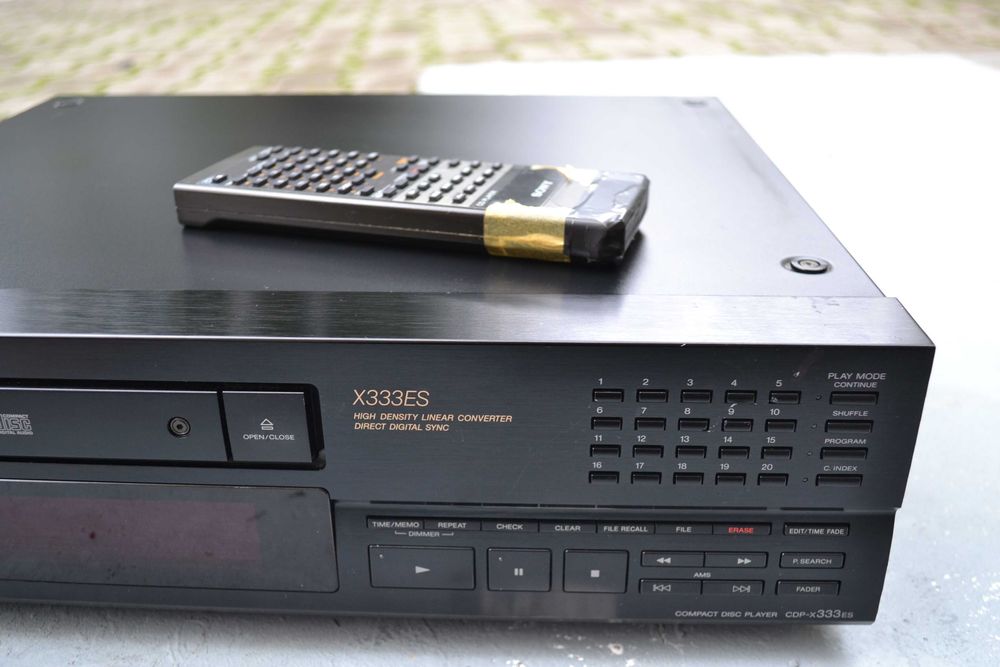 CD player Sony CDP X 333 ES cu Telecomanda