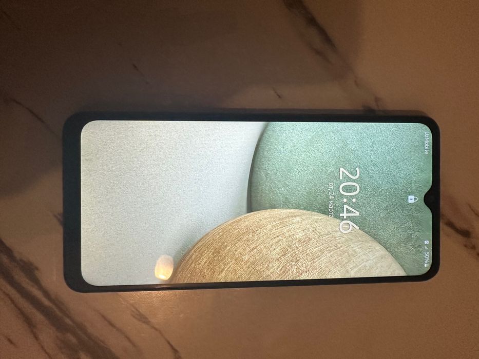 Продаётся телефон Samsung galaxy A 12 , 64 gb
