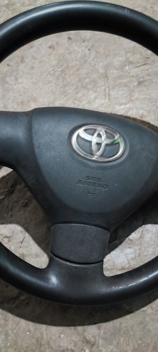 Volan  cu airbag toyota aygo prima generatie