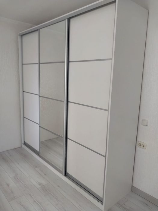 Продам шкаф купе