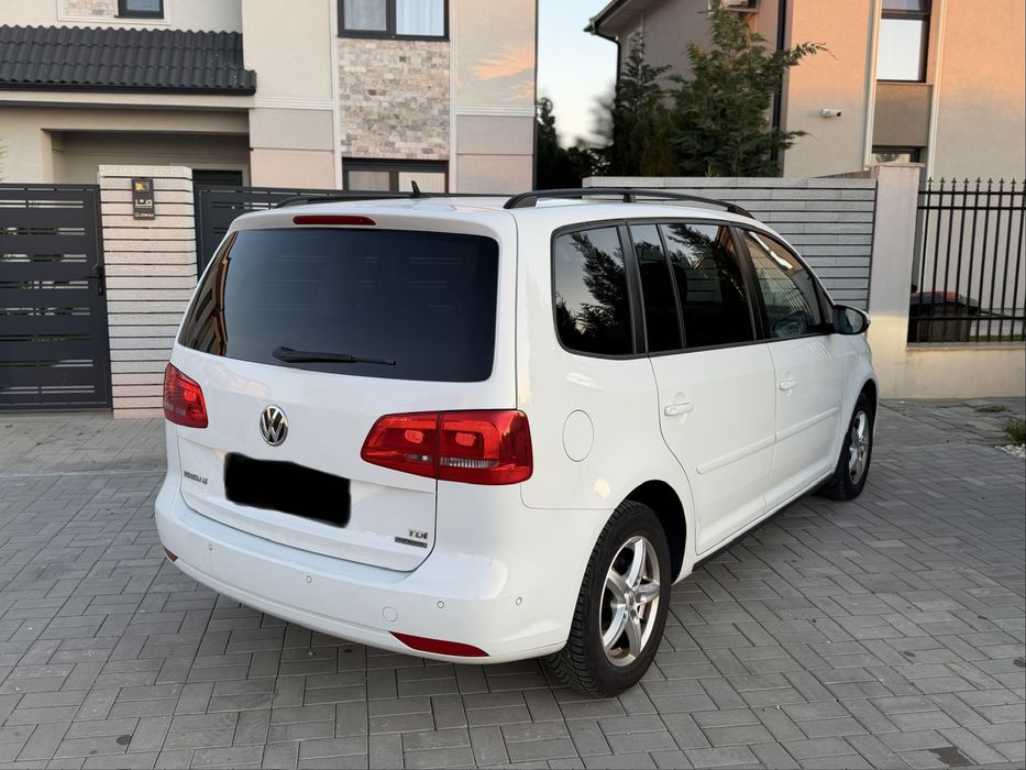 VOLKSWAGEN Touran 2014 — imagine 5