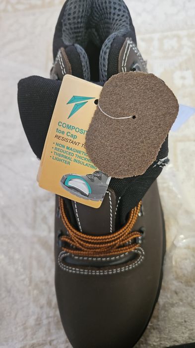 Продам рабочие ботинки сефти ки