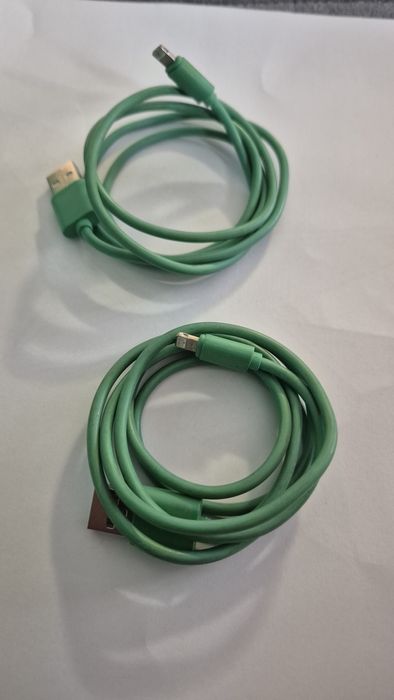 Casti originale iphone cu cablu + adaptor lightning original