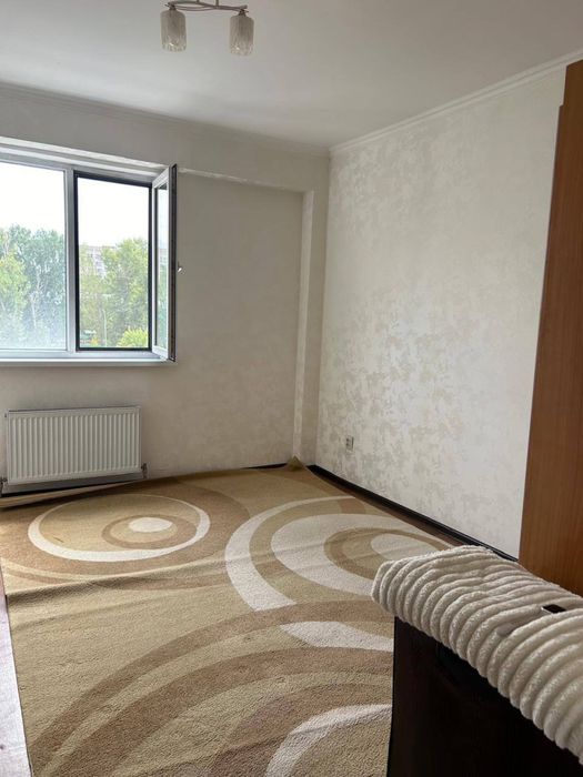 Нужна 1 девушка на подселение