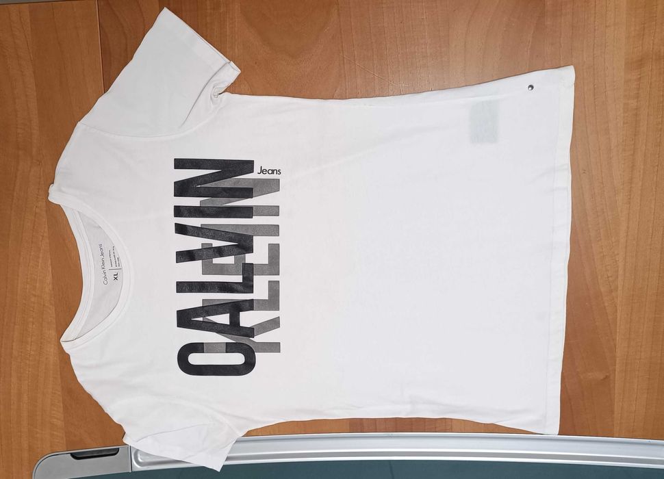 Calvin Klein®-Много Запазена