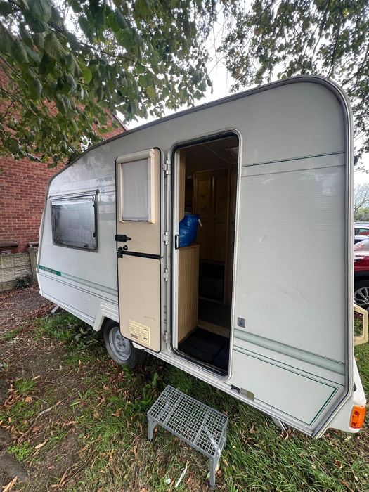 Rulotă Elddis Select 350/2 – 1998 – COMPLET ECHIPATĂ – GATA DE CONCEDIU