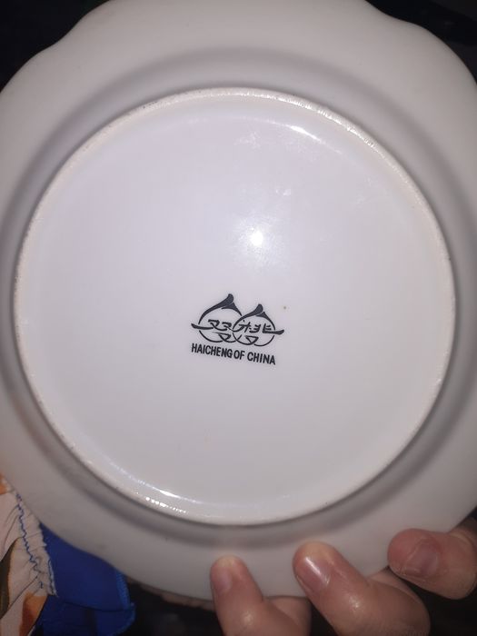 Tarelka oq gulli chinni