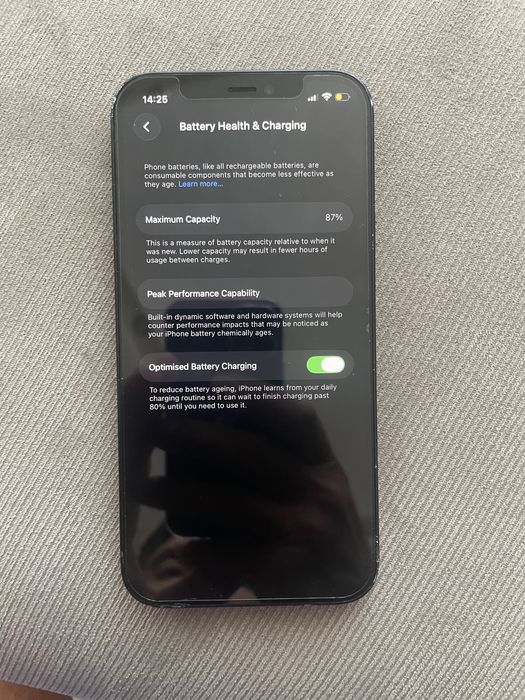 iPhone 12 - 128 GB отлично състояние