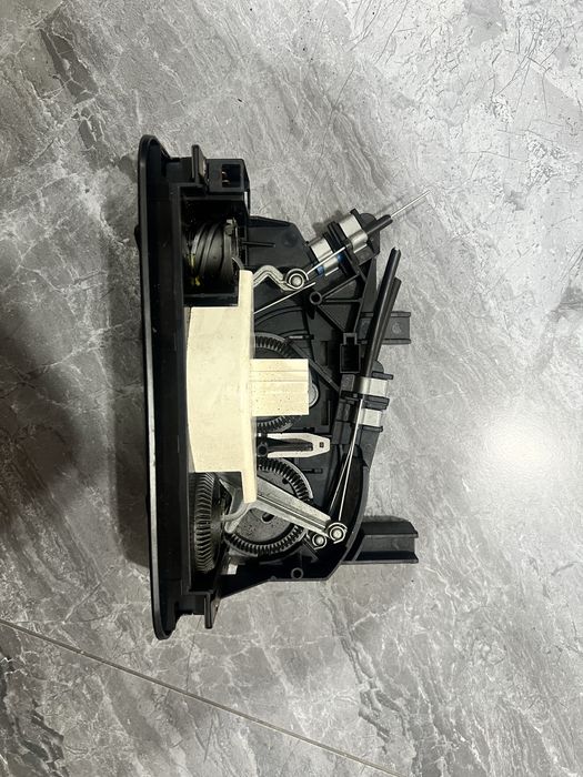 Гольф 3- венту переключатель печки