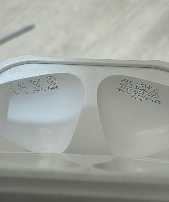 AirPods оригинал Вьетнам