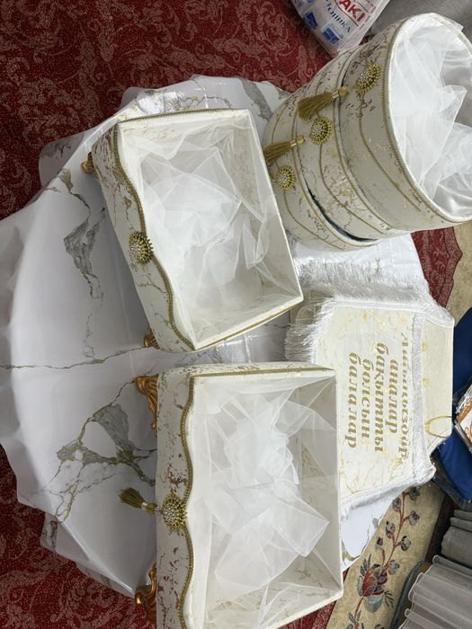 Продам набор коржына Red