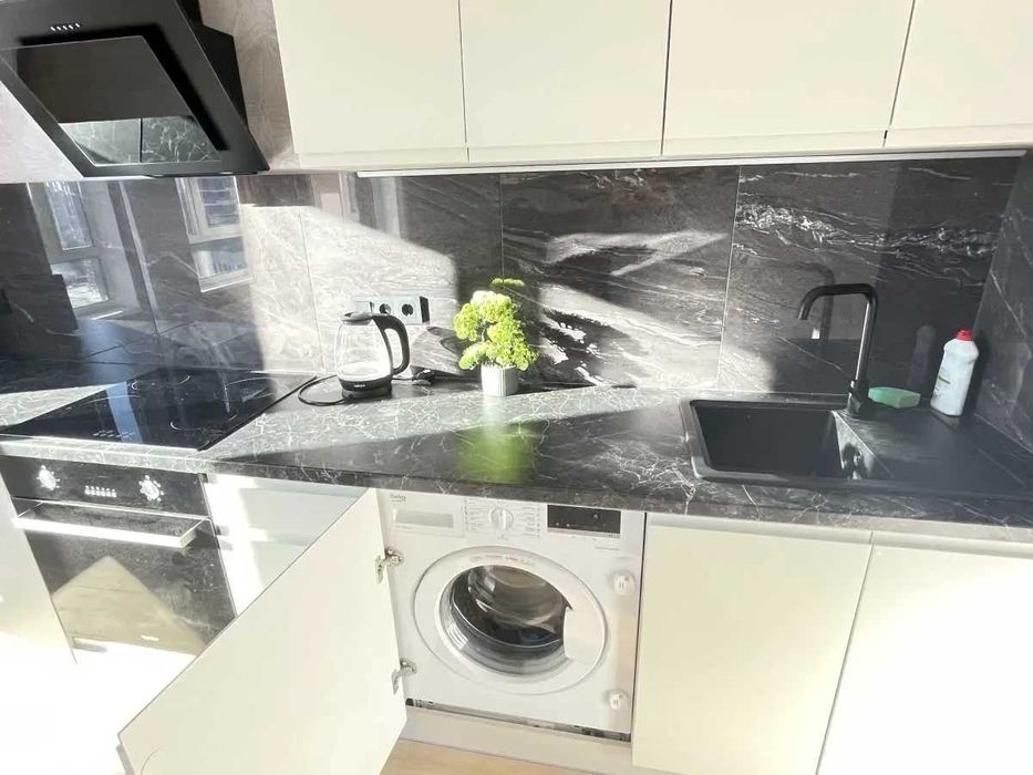 Дава се под наем Тристаен апартамент в София, Център - 90 кв.м за 484.5 € - Снимка #4