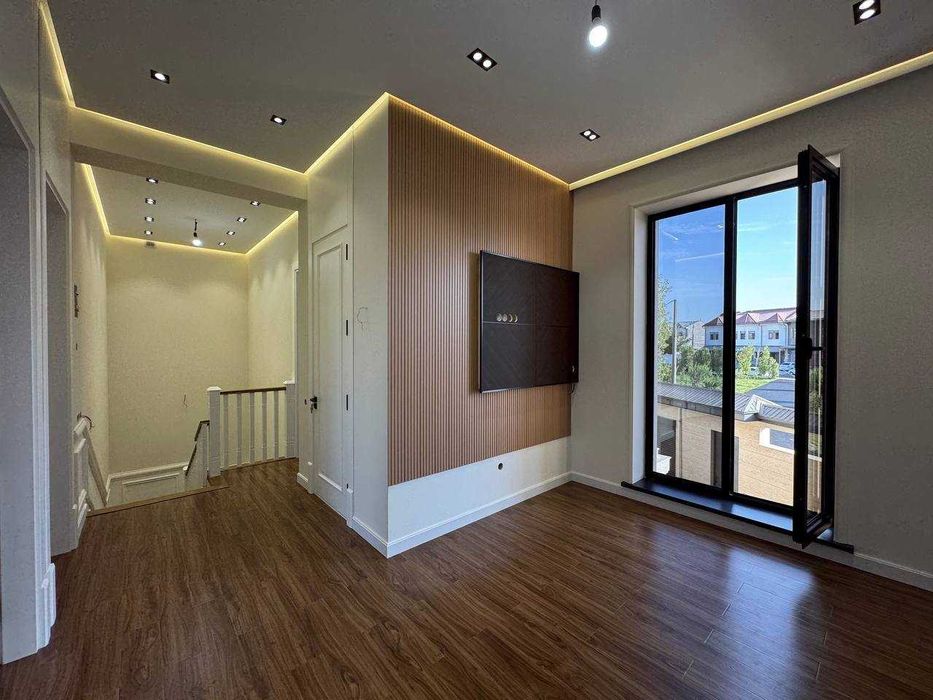 ПРОДАЁТСЯ ДОМ
Юнусабад махалля Хасанбой
Ориентир: Ёшлик спорт комплекс