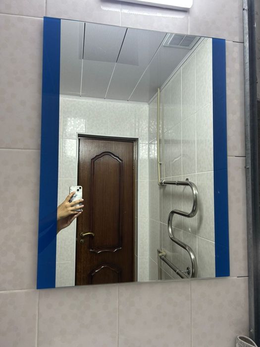 Зеркало ваннаны,  в хорошем состояний