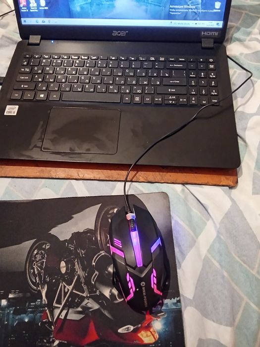 Ноутбук почти как новый acer.