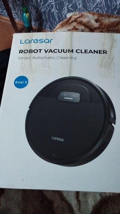 Продам робот пылесос
