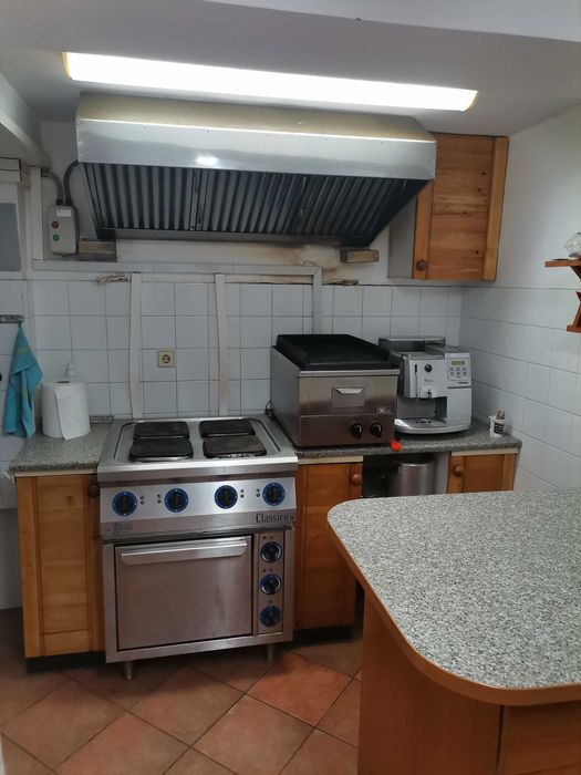 Зала под наем,механа за мероприятия,рождени дни,фирмени партита и др.