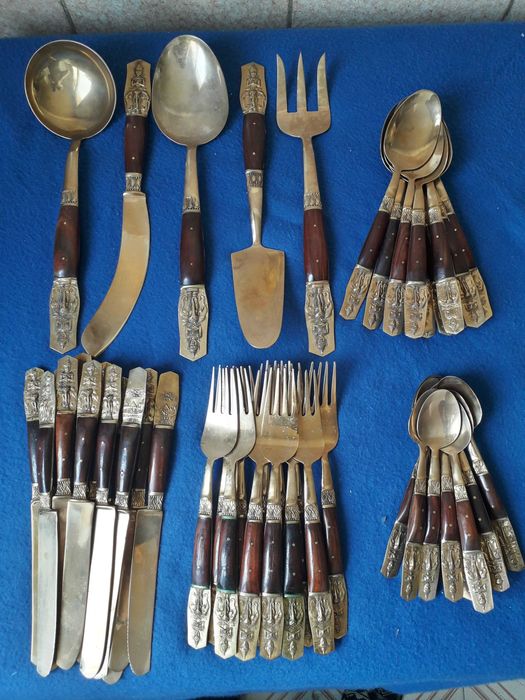 Set tacamuri vechi, 53 piese, Thailanda, pentru 12 persoane