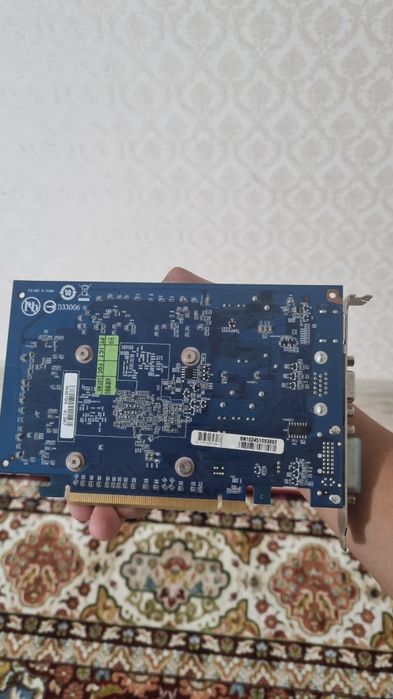 Продам GT 240 дешево