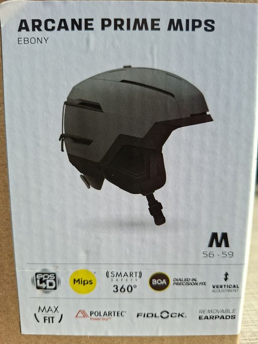 Продавам уникална  каска за зимни спортове Salomon arcana prime