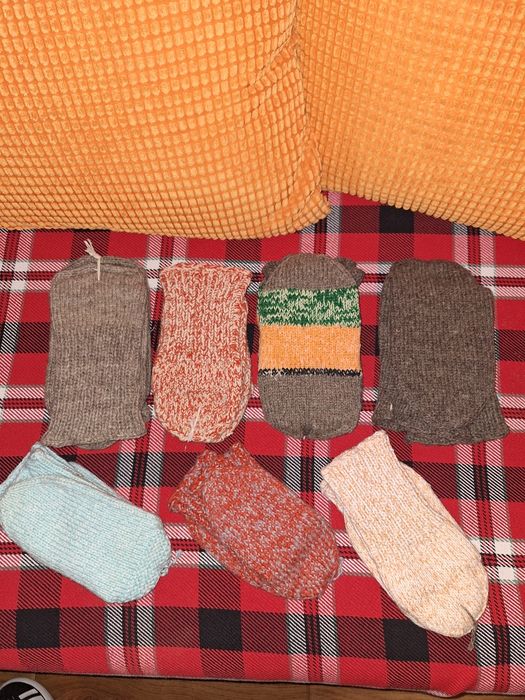 Ръчно плетени, терлици и шушони.