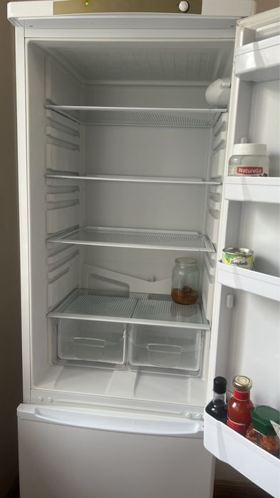 Продам холодильник