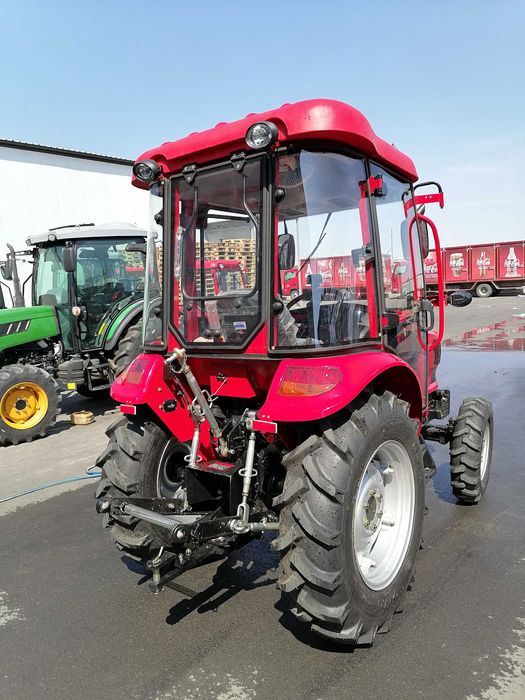 Минитрактор DongFeng 404  G2 с
кабиной