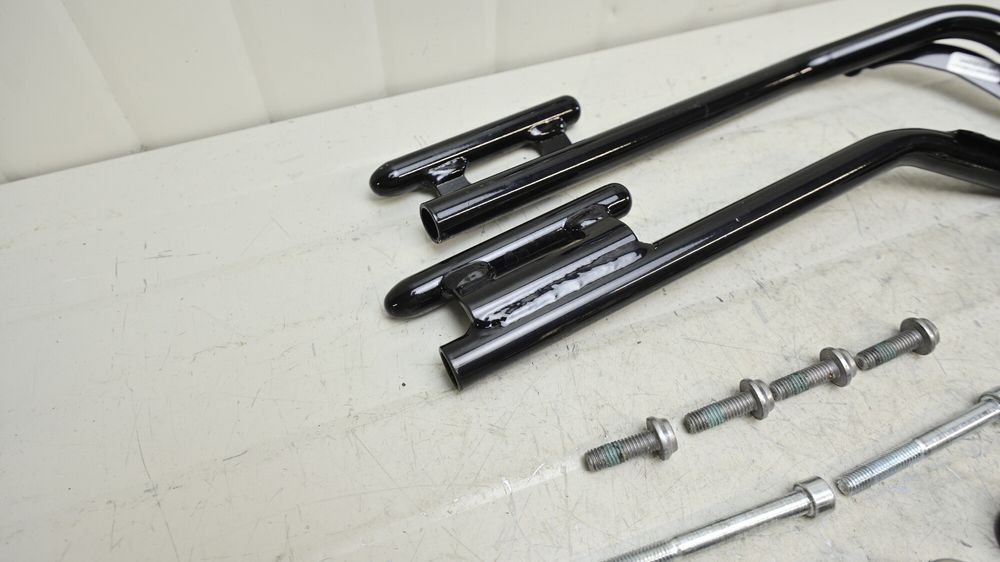 Suporti Bagaj Cutii Laterale Stanga Dreapta BMW R18
