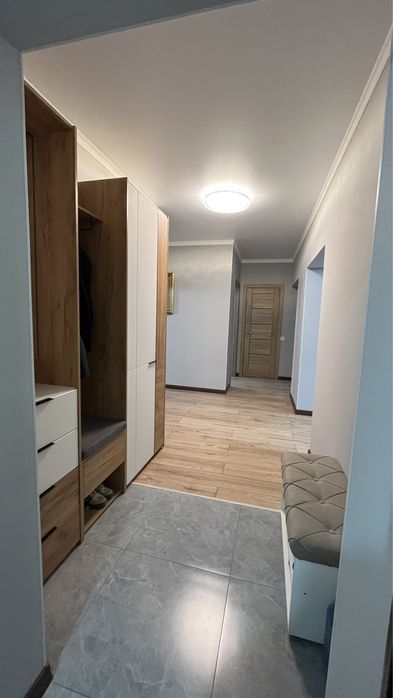 Продам 3 комнатную квартиру