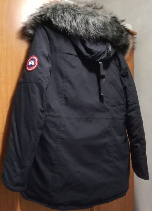 Продам модные куртки