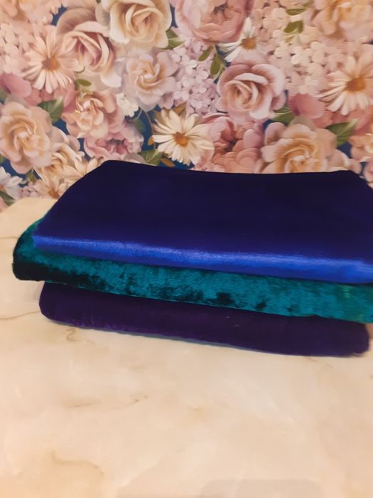 Продам,плюш, отрезы.