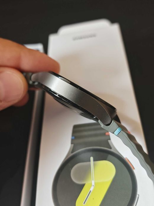 Samsung Galaxy Watch 7 44mm LTE (+подарък каишка по избор)