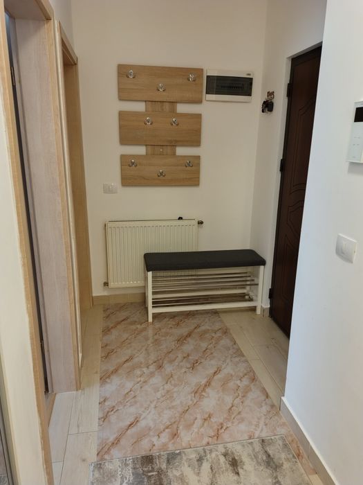 Apartament cu 3 camere, 2 bai plus gradina