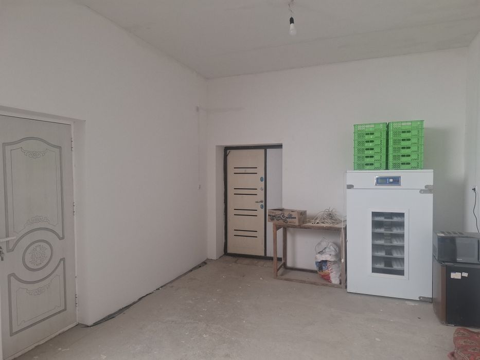 Курилиши тугалланмаган ховли жой