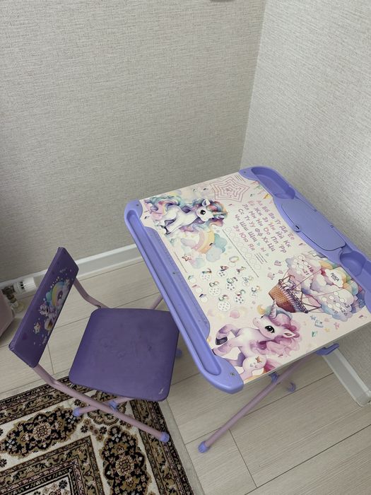 Nika kids стал со стульчиком