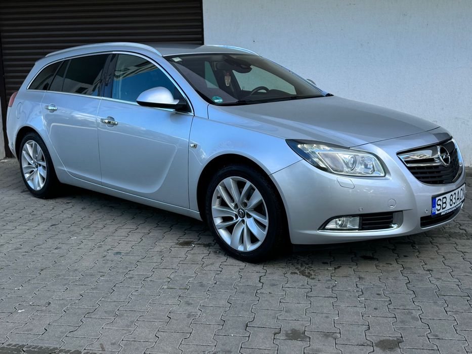 Opel Insignia Sport Tourer 2013