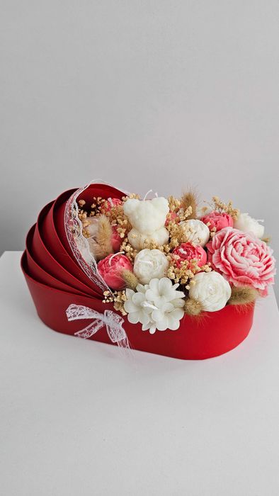 Букет от соеви свещи