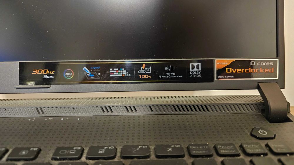 Лаптоп ASUS ROG Strix G17 G713QR, Ryzen 9, 32GB, RTX 3070 8GB, 1TB SSD