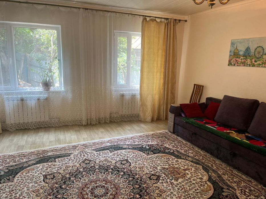 Двухэтажный жилой дом