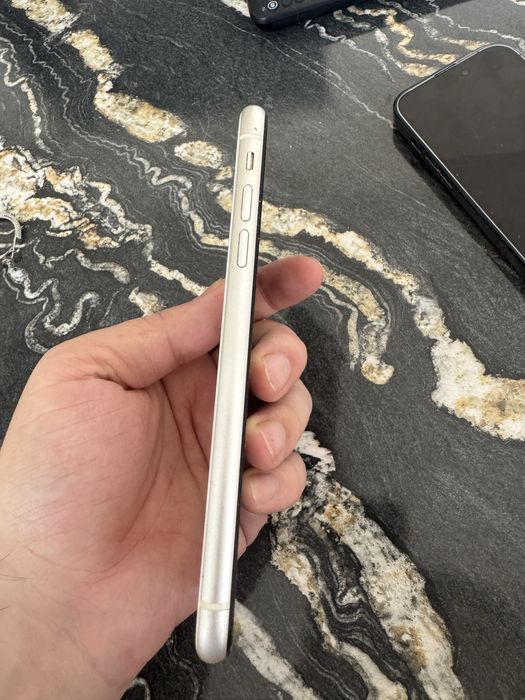 srochno 4ta Iphone 11, iphone 14 pro va 2ta iphone 15 pro max
