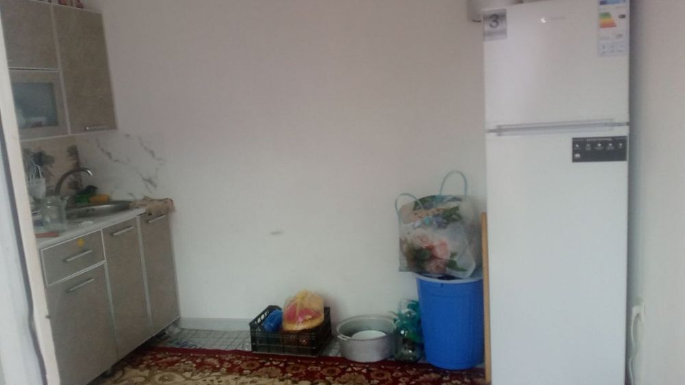 Ховли Сотилади Назарбек Текстил Дача -1,1 сот ,3 хона