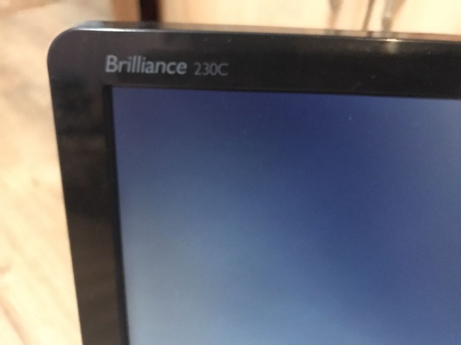 Monitor samsung / Phillips 24 inchi