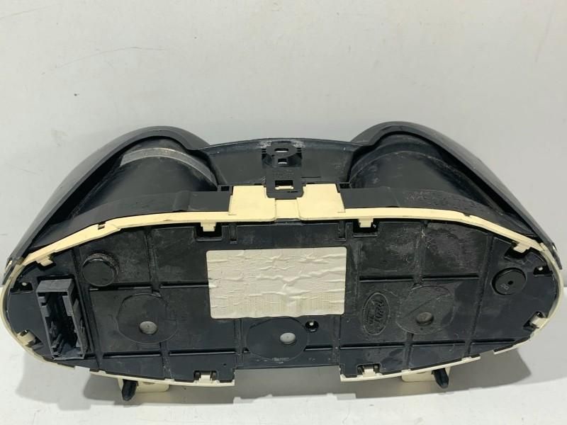 Ceasuri bord europa Ford Fiesta 7 MK7 VP8A6F-10894-BC