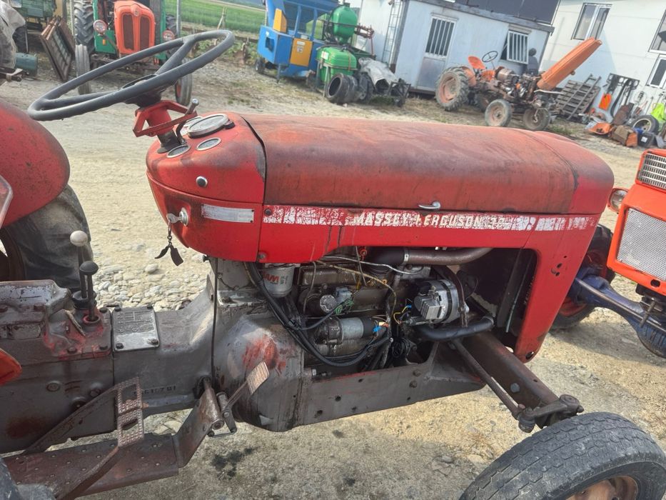 Tractor Massey Ferguson