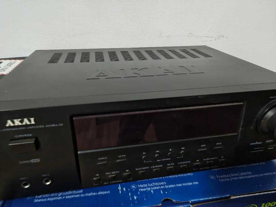 STAȚIE AKAI AS110 RA 325. 5.1 90 W + Boxe de podea JAMO E 350