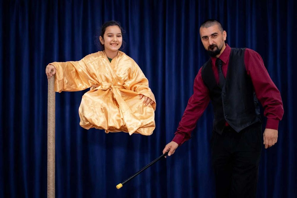 Magician petreceri copii / botez Tg Jiu Gorj