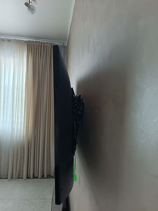 Самсунг ЛЭД телевизор