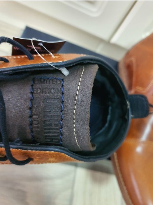 Ghete editie limitata, piele naturala portugheza, lucrate manual;