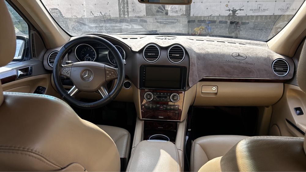Продам Мерседес GL-550