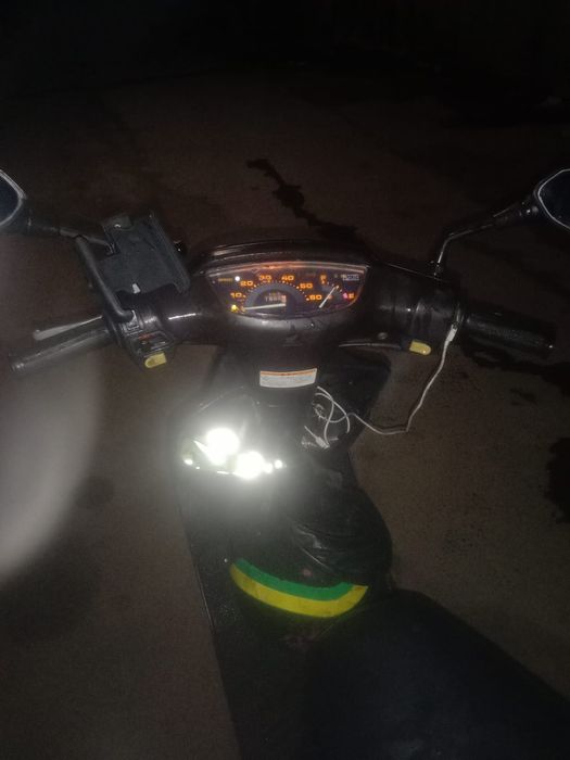 Продам мопед хонда дио